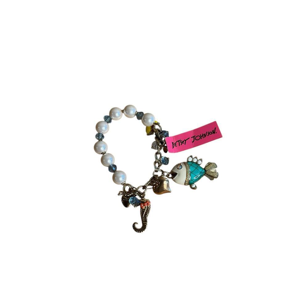Betsey Johnson Womens Sea Excursion Collection Charm Pearl Bracelet NEW